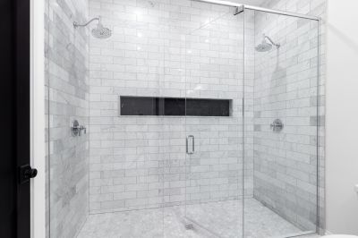 Modern Shower with Niche